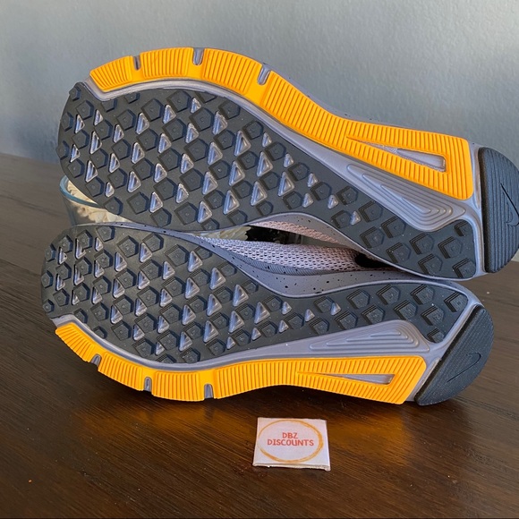 Nike Quest 2 SE Women Size 11 New - Picture 5 of 6